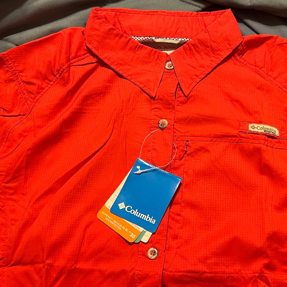 Kids Columbia short sleeve PFG button down red color various sizes available